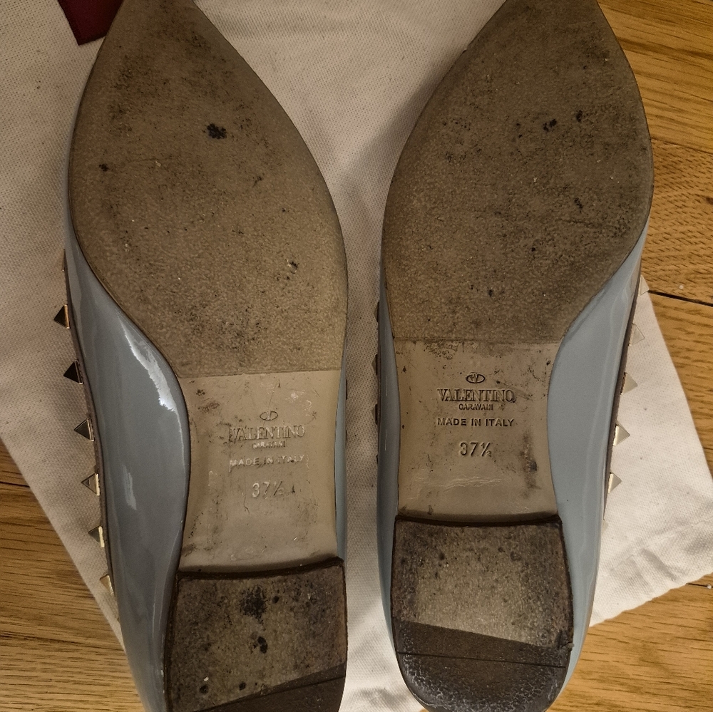 Valentino Rockstud Light Blue Patent Pointed Toe Flats - Picture 3 of 3